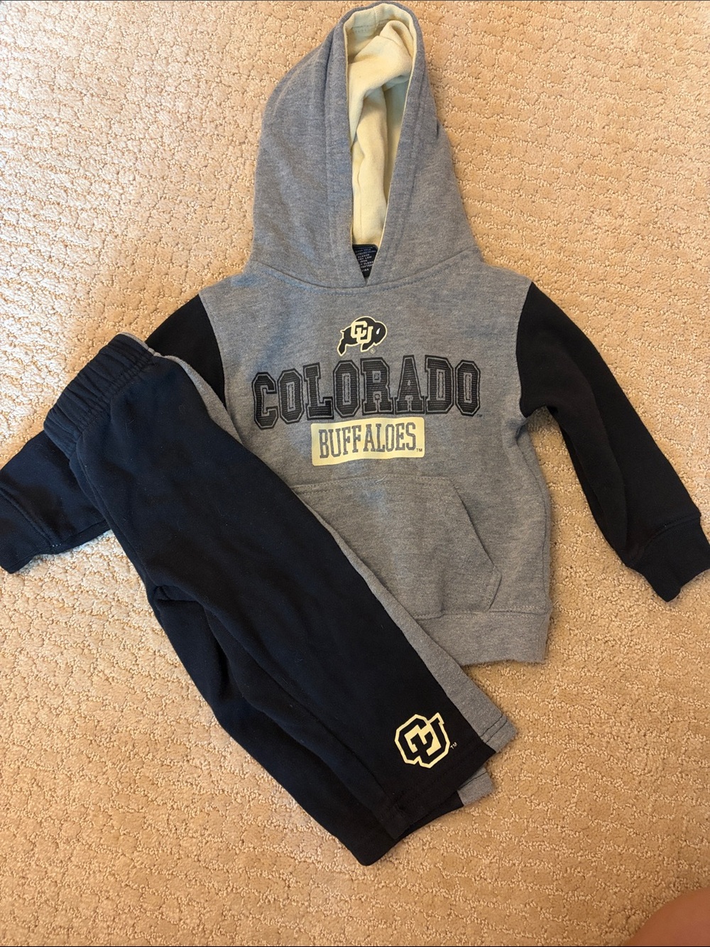 Colorado Buffaloes Kids Hoodie and Sweatpants Set 2T